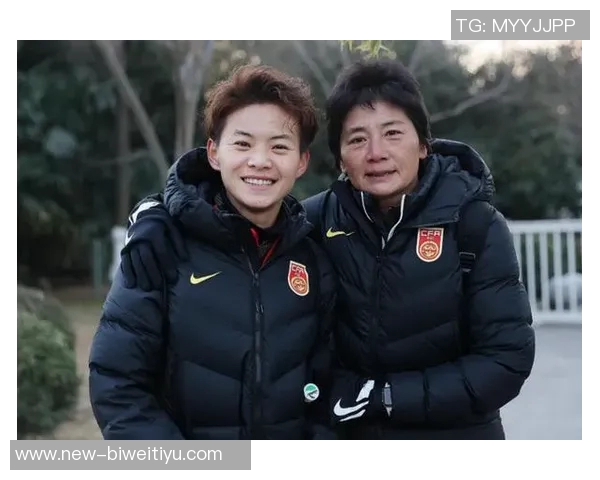 王霜感谢球迷现场支持期待胜利带来狂欢时刻